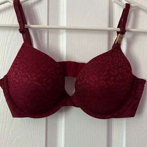 Very sexy burgundy t-shirt bra